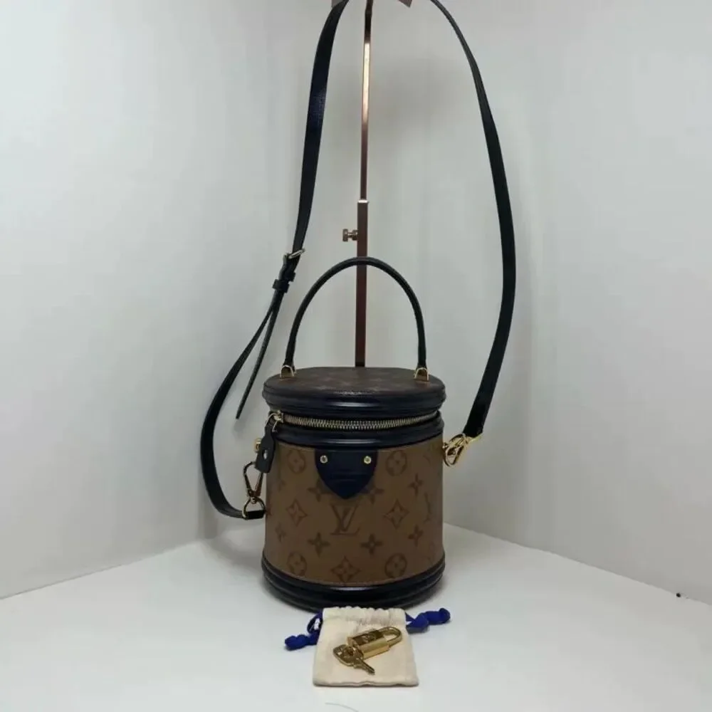 Louis Vuitton Women Pre-Loved Bag Very Good Condition